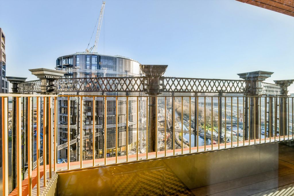 Property photo 3 of 8 Image