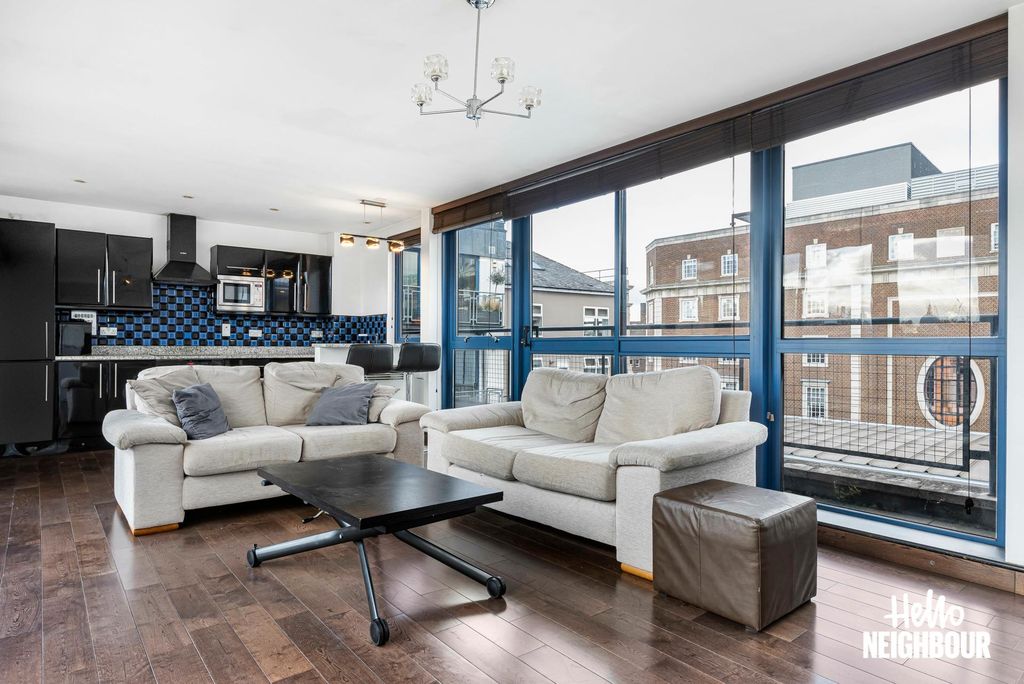 Property photo 2 of 14 Photo 1