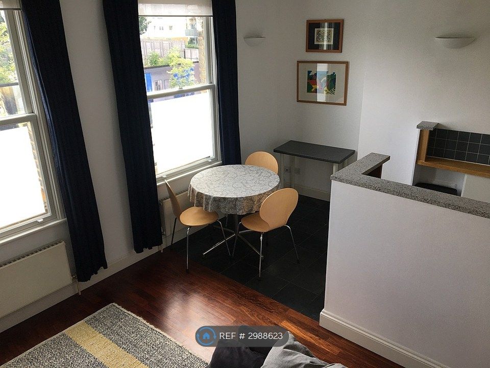 Property photo 1 of 5