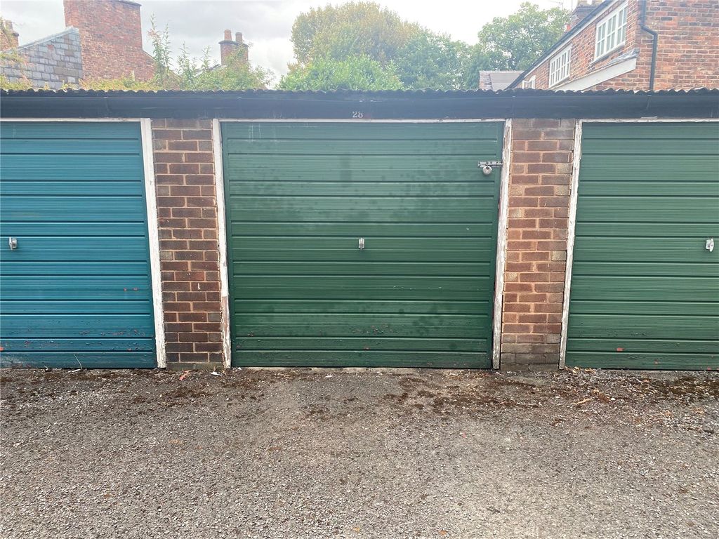 Property photo 1 of 5 Picture No. 05