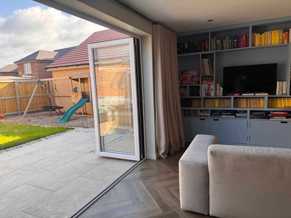 Property photo 2 of 23 Img_1489