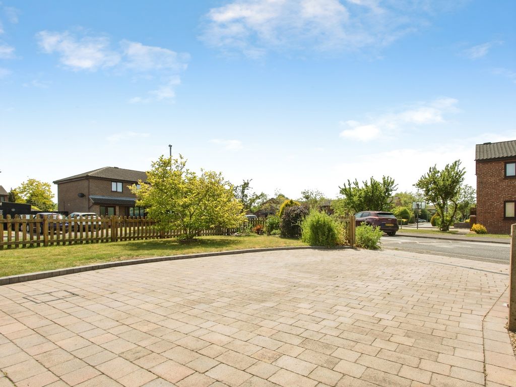 Property photo 2 of 16 Pbox-Img.Jpg