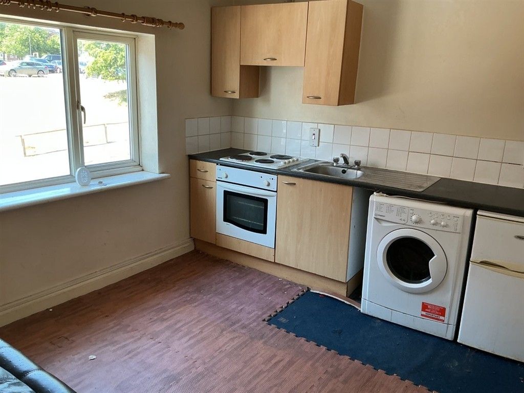 Property photo 2 of 10