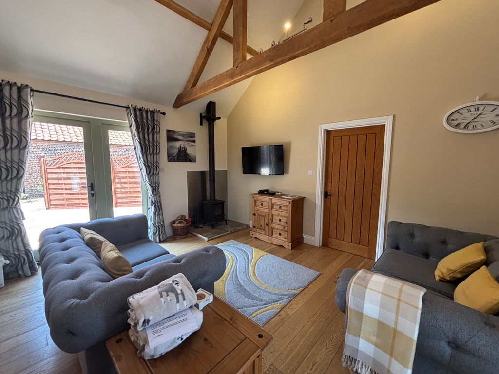 Property photo 2 of 11 Image