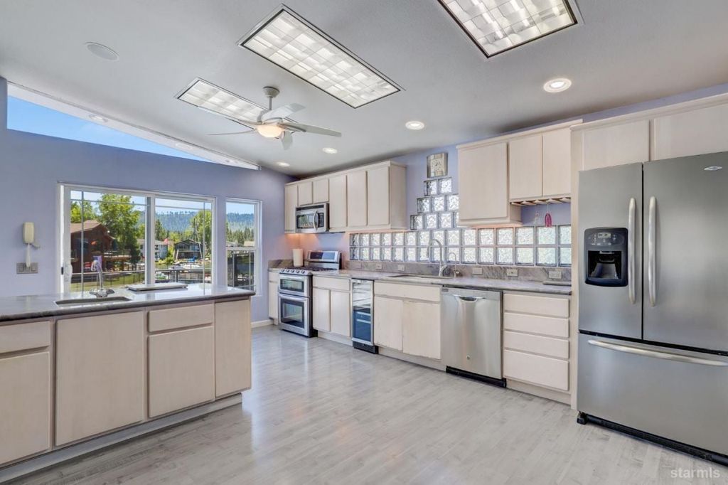 Property photo 3 of 30 <Alttext/>