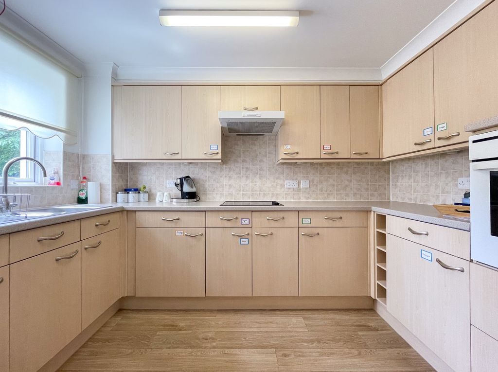 Property photo 3 of 9 3929044