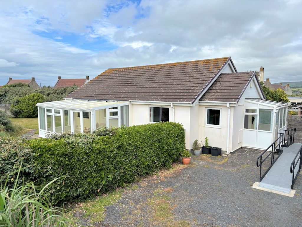 Property photo 2 of 44