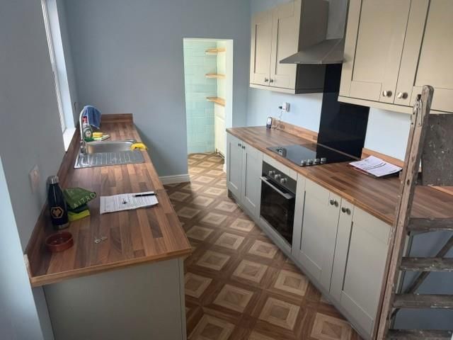 Property photo 3 of 17 Kitchen 1.Jpg