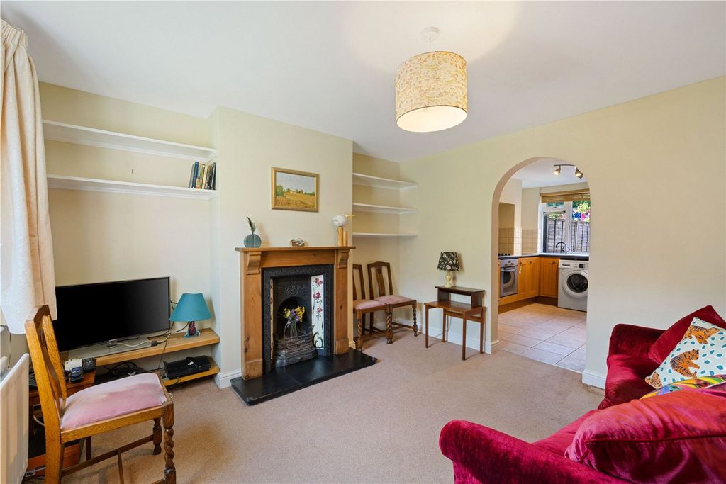 Property photo 2 of 19 Picture No. 05
