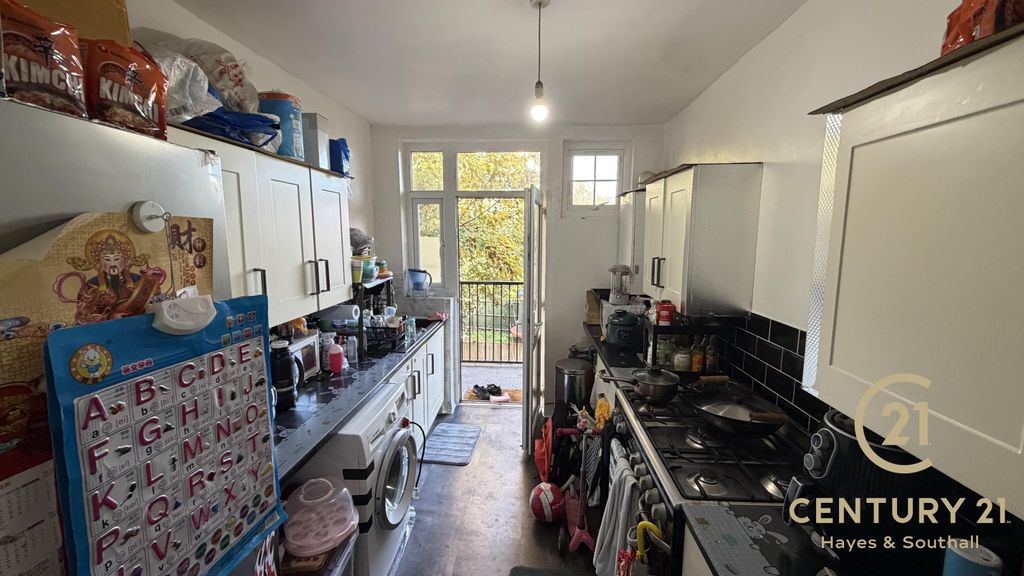 Property photo 2 of 7
