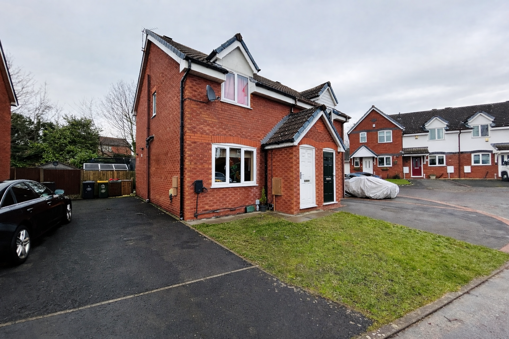 Property photo 1 of 8