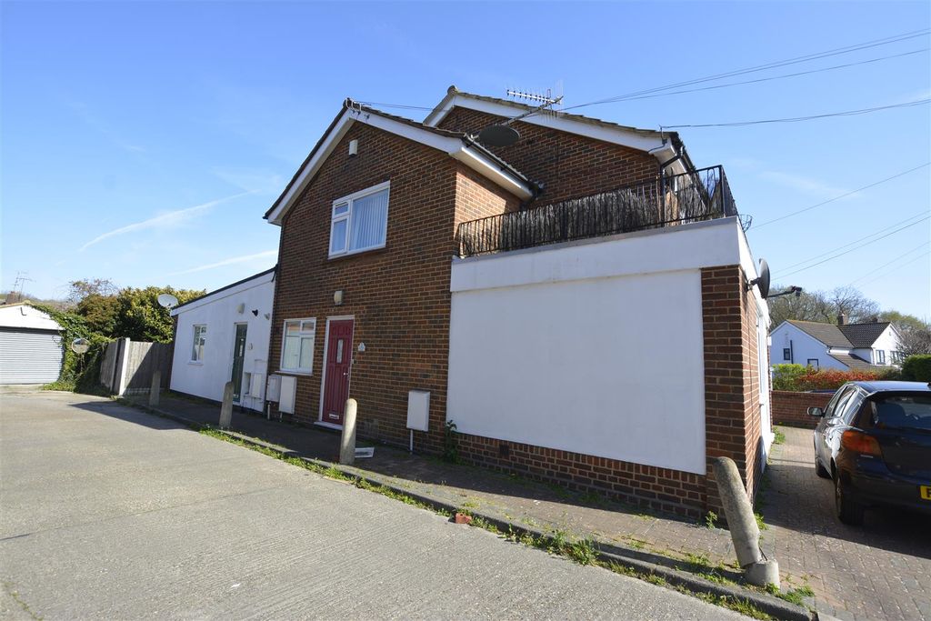 Property photo 1 of 8 Ext.Jpg