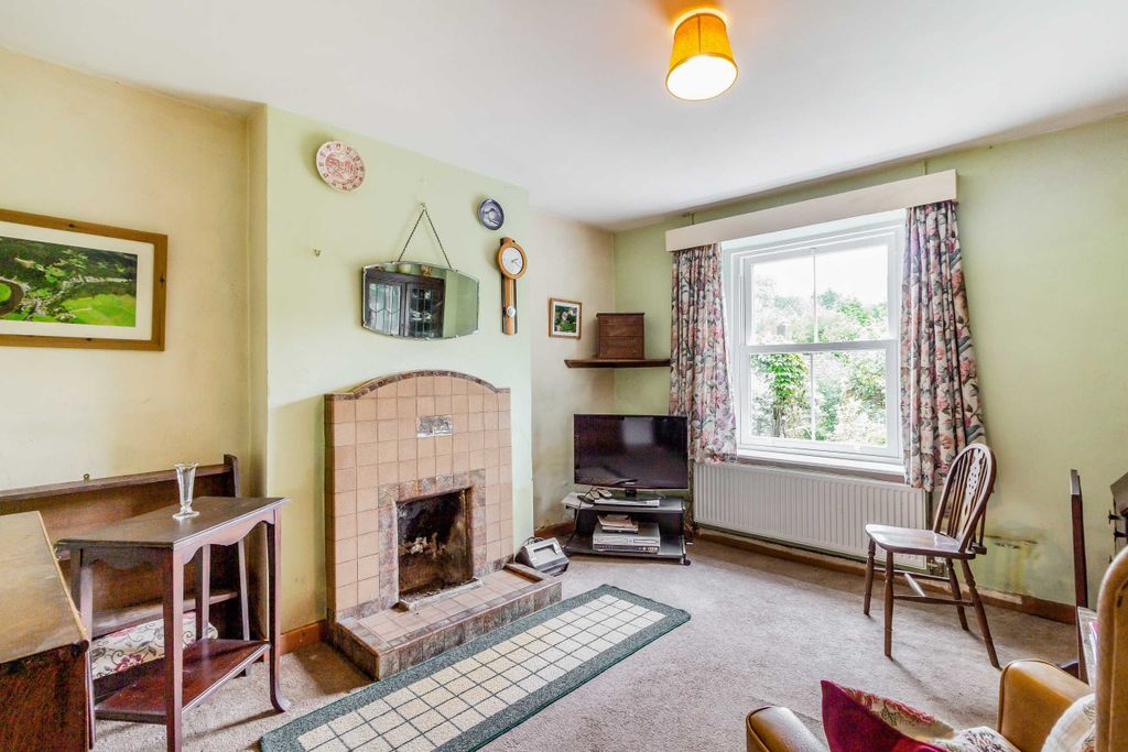 Property photo 2 of 30