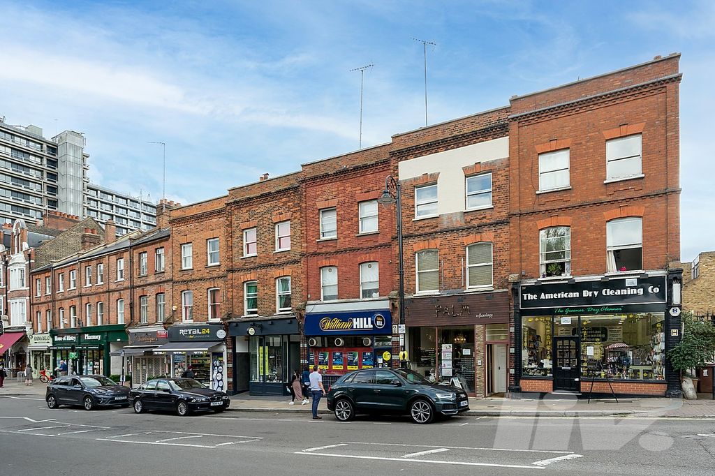 Property photo 2 of 7 Photo 7