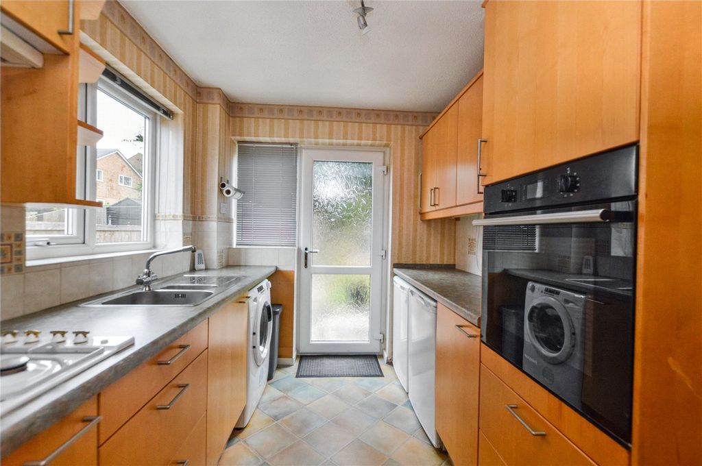 Property photo 3 of 12 Picture No. 05