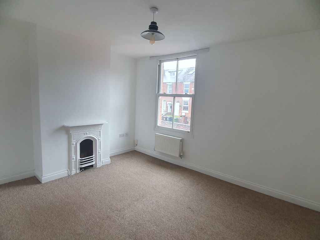 Property photo 2 of 11 Photo 4