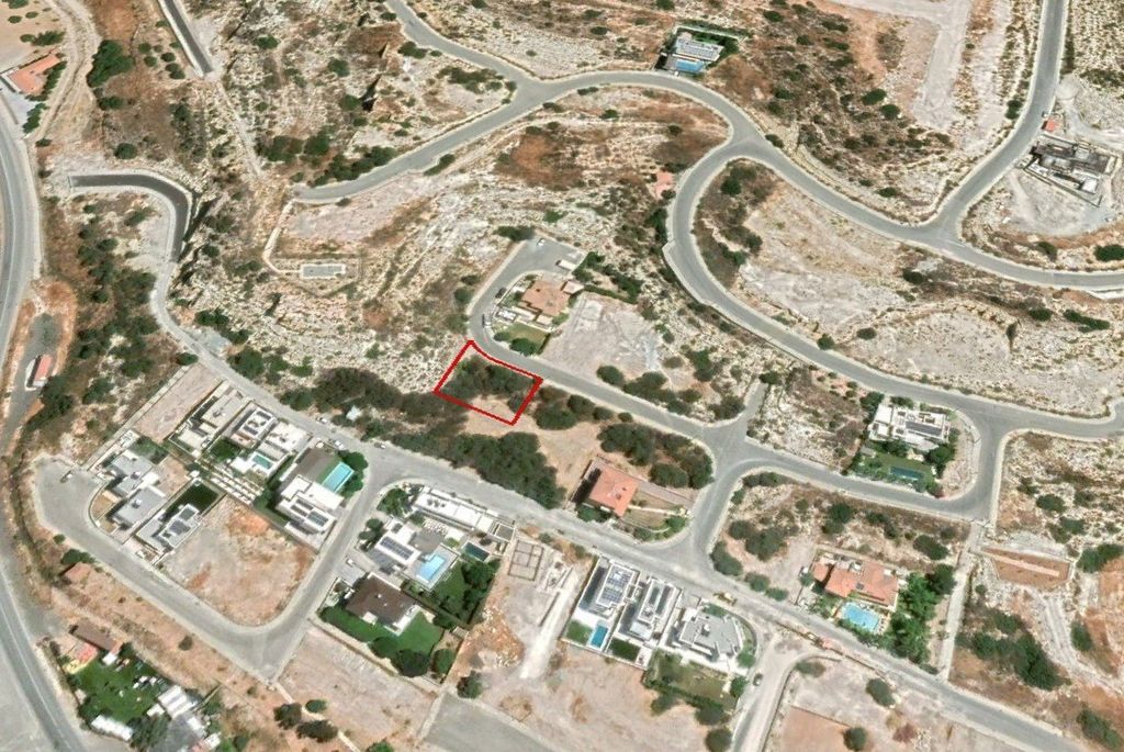 Property photo 1 of 1