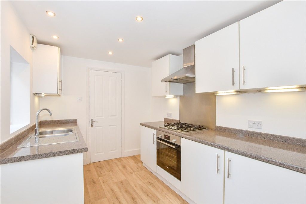 Property photo 2 of 15 Kitchen