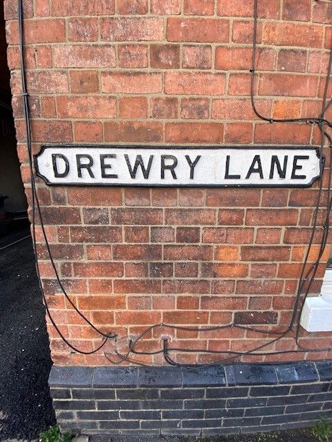 Property photo 2 of 8