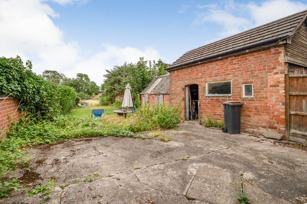 Additional image 10 of 4 bed detached house for saleHigh Street, Ibstock LE67