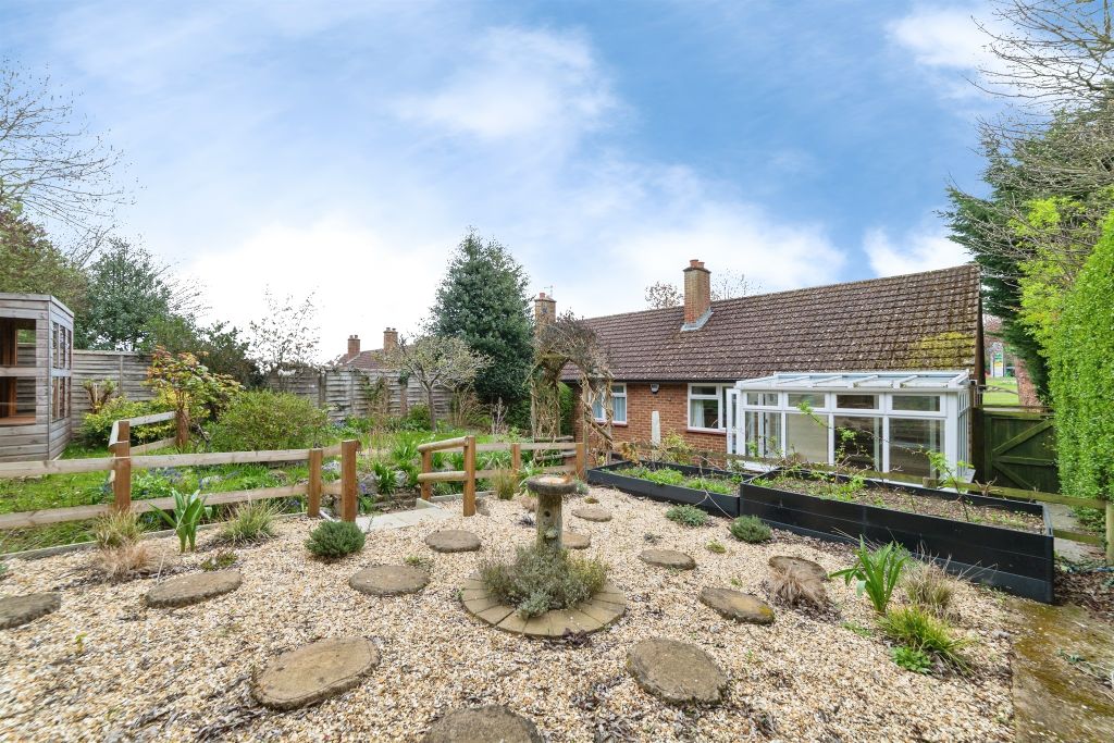 Additional image 11 of 2 bed semi-detached bungalow for saleRedhoods Way West, Letchworth Garden City SG6