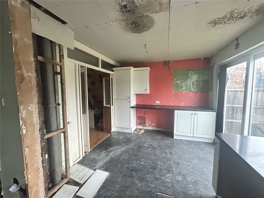 Property photo 2 of 12 Picture No. 02