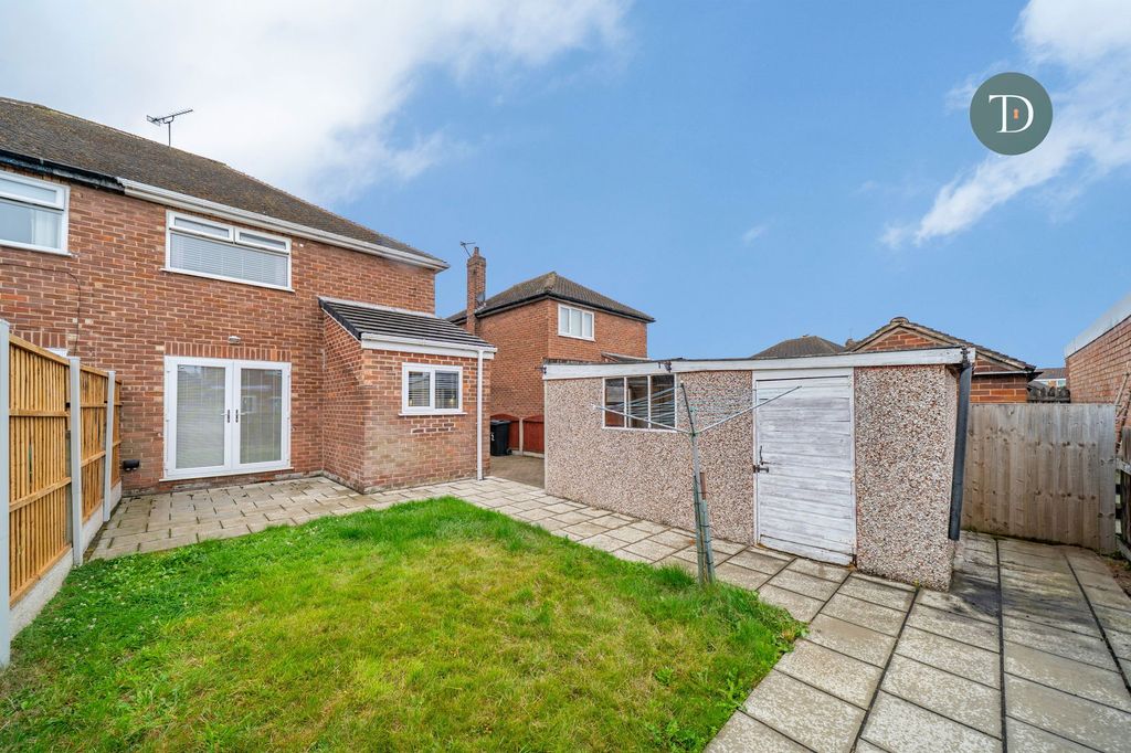 Property photo 2 of 22