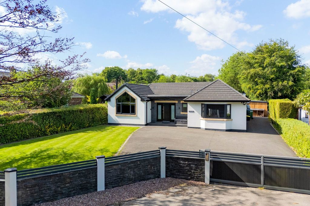 Property photo 1 of 42