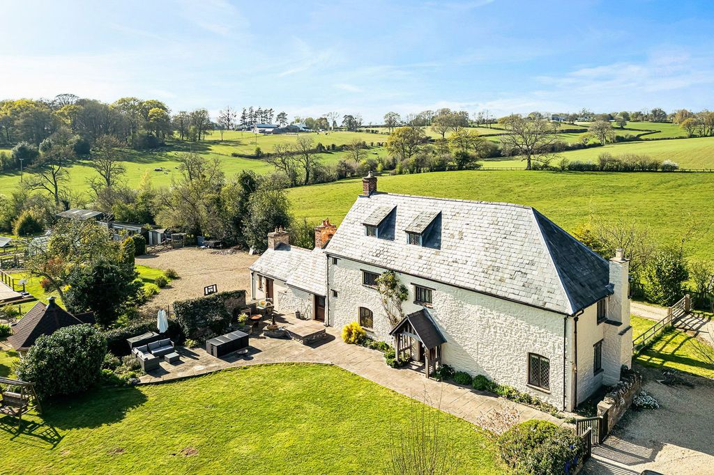 Property photo 1 of 35