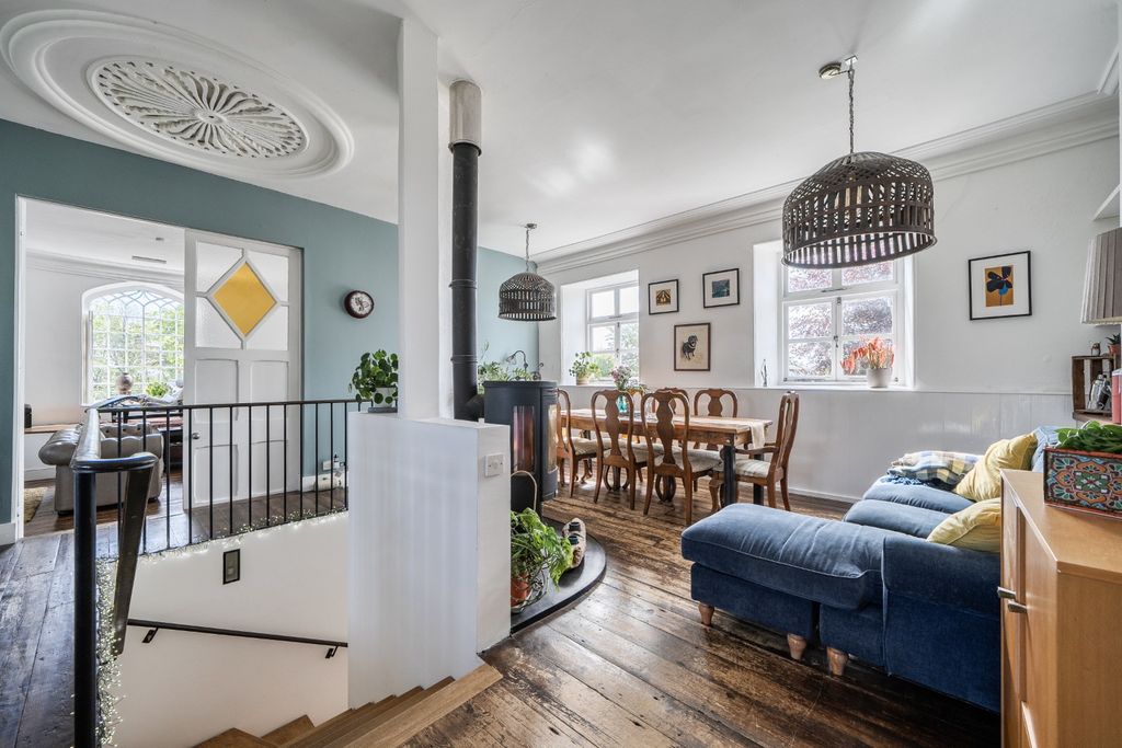 Property photo 2 of 30 5097765