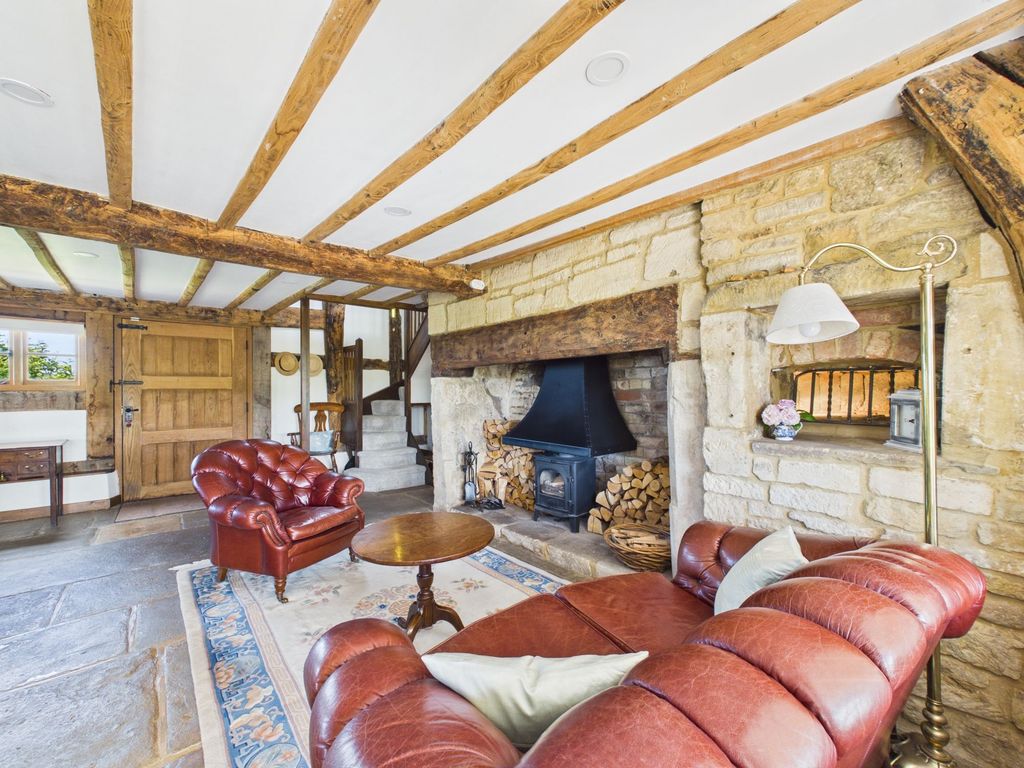 Property photo 3 of 37