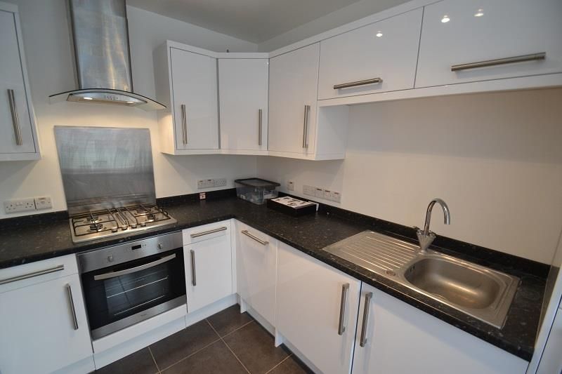Property photo 2 of 12 Kitchen 1.Jpg