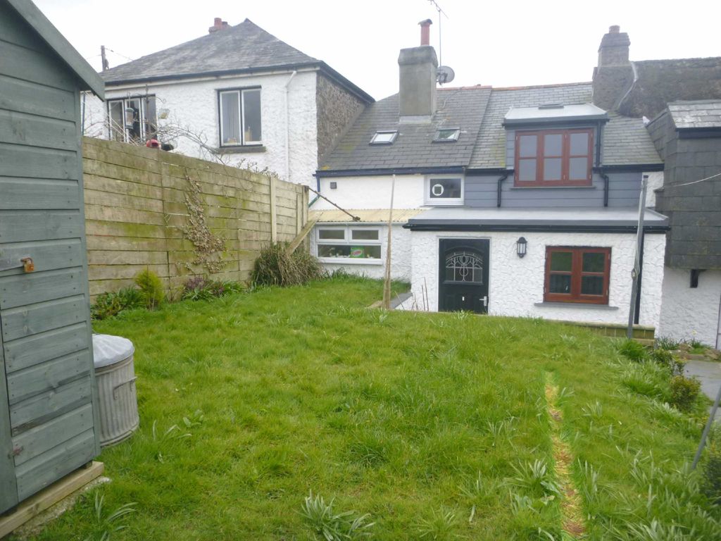 Property photo 2 of 13