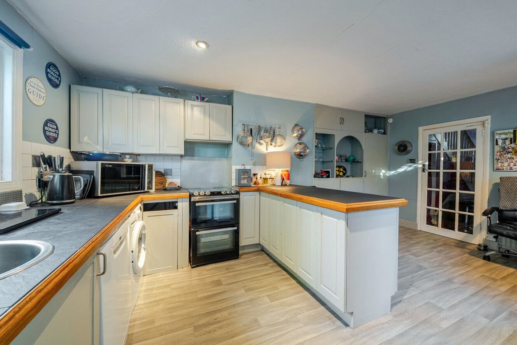 Property photo 2 of 12 Picture No. 12