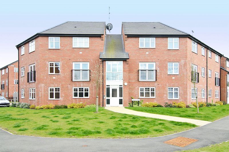 Property photo 1 of 14 Photo 5