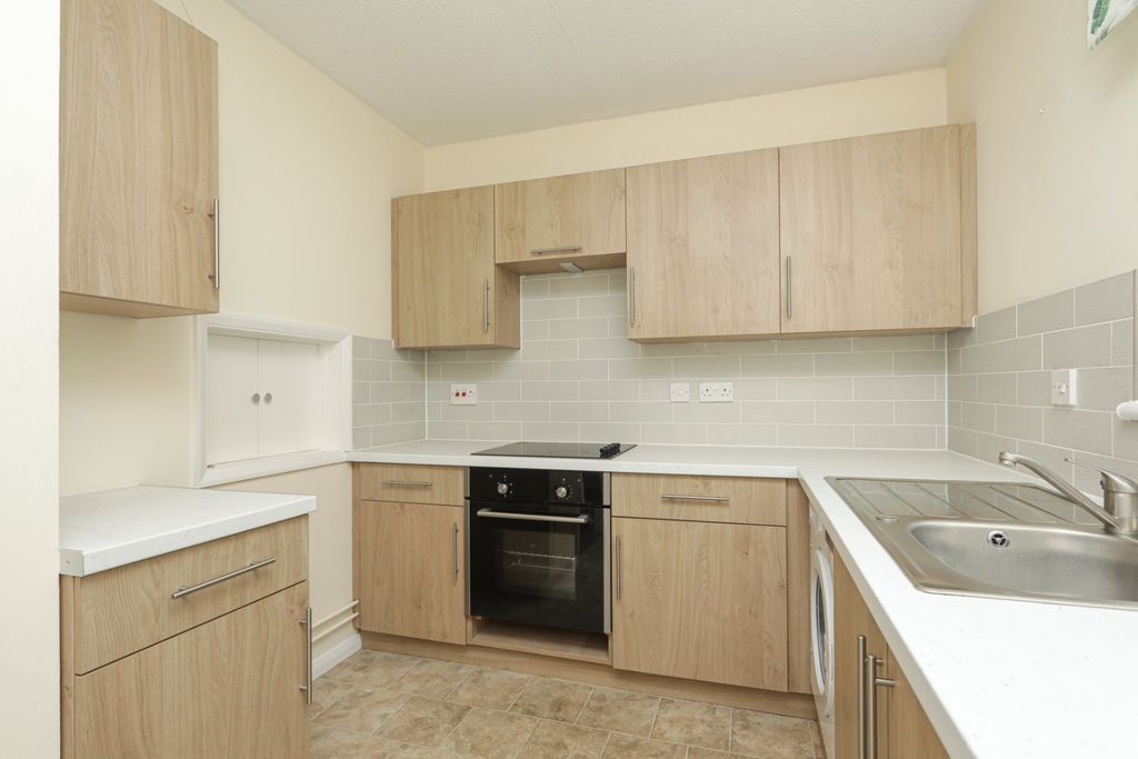 Property photo 3 of 11 Picture 3