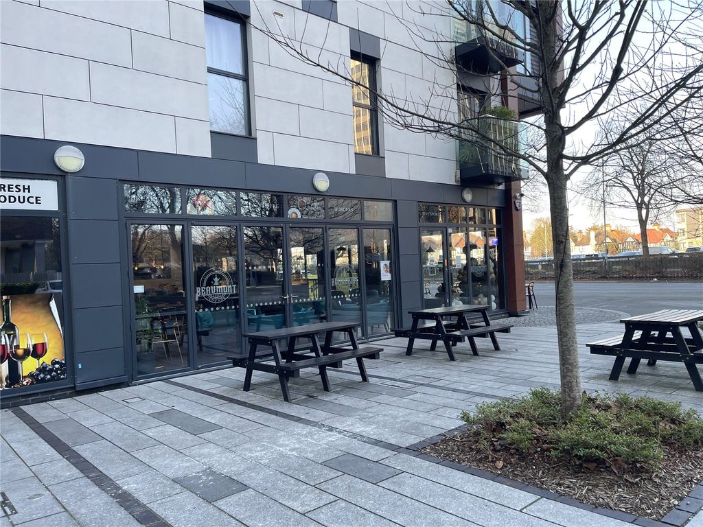 Property photo 3 of 16 Picture No. 21