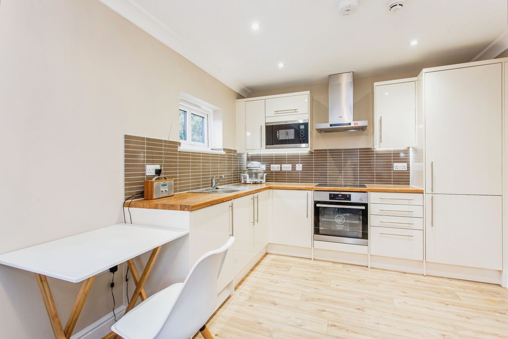 Property photo 3 of 14 Open Plan Living