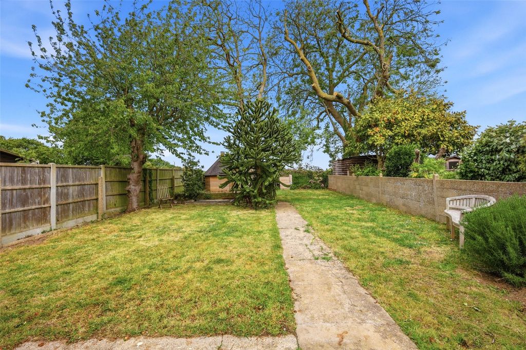 Property photo 2 of 24 Picture No. 25
