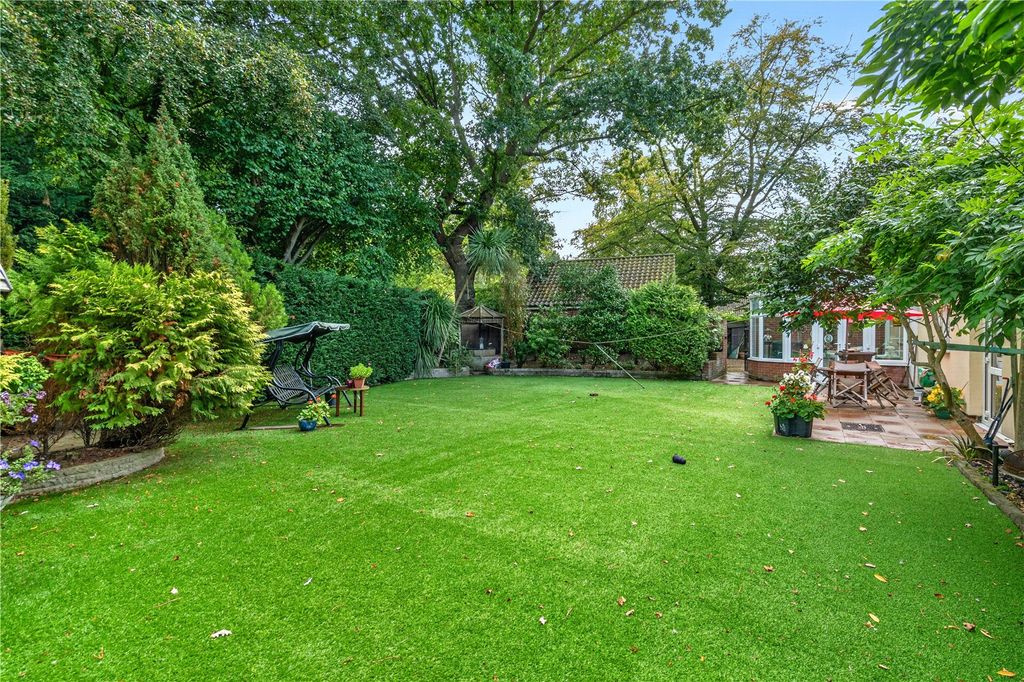 Property photo 3 of 25 Picture No. 98
