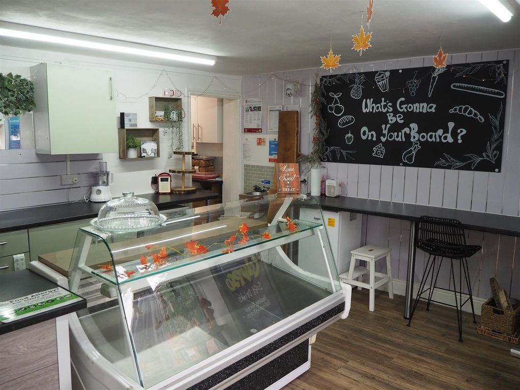 Property photo 1 of 4 Photo 0