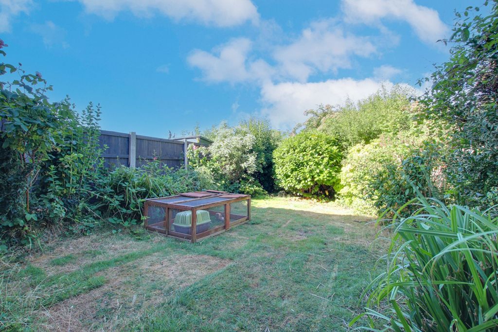 Property photo 2 of 16