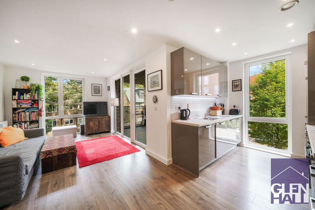 Property photo 1 of 15