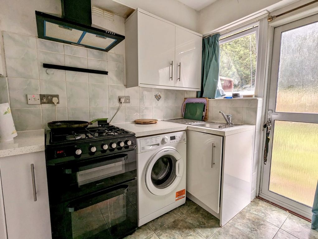 Property photo 3 of 7 Picture 3