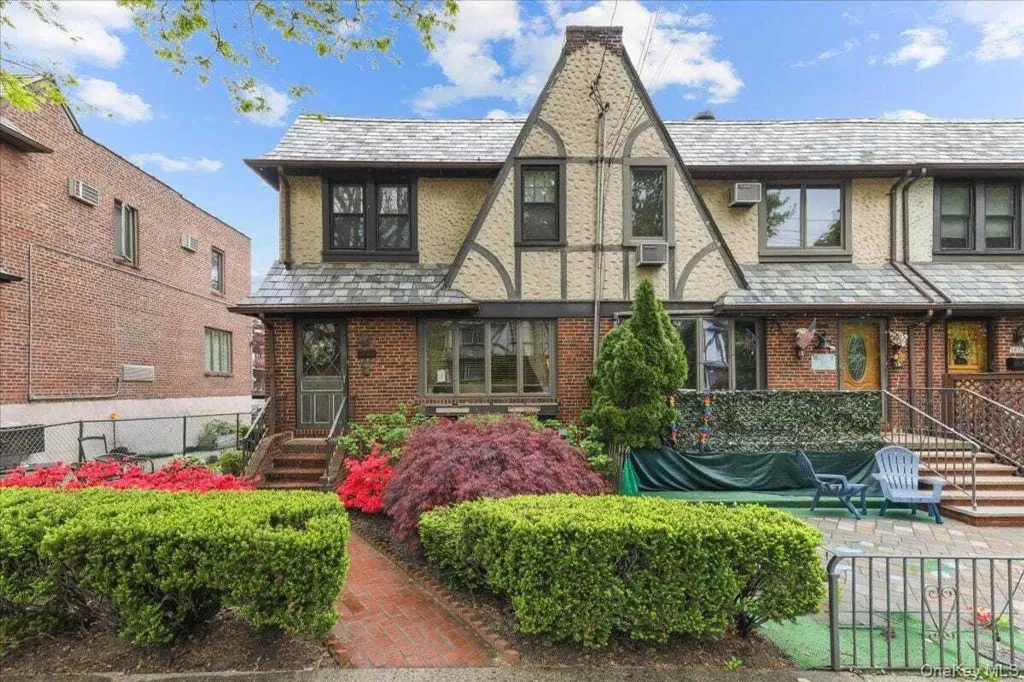 Property photo 2 of 25 <Alttext/>