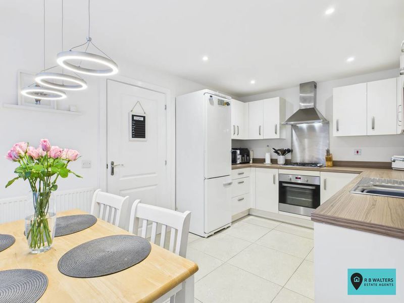 Property photo 2 of 24 Kitchen/Diner