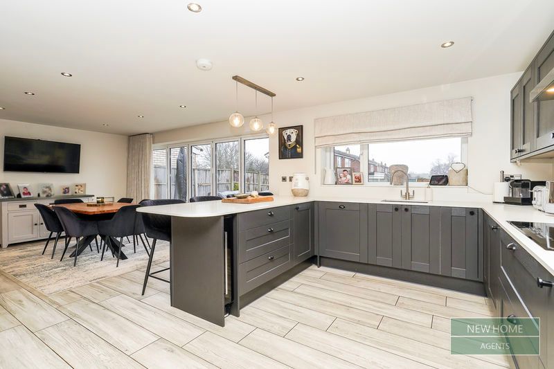 Property photo 2 of 19 Photo 13