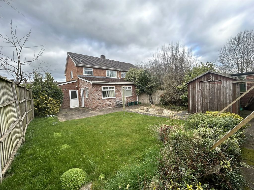 Property photo 1 of 3 Picture No. 02
