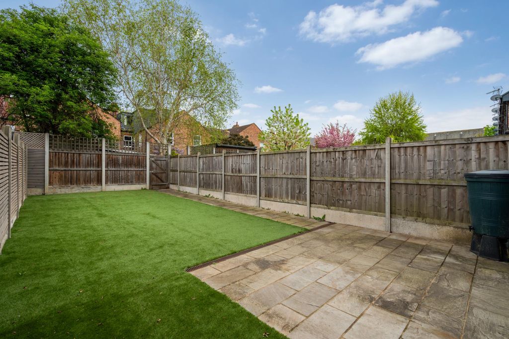 Property photo 2 of 14