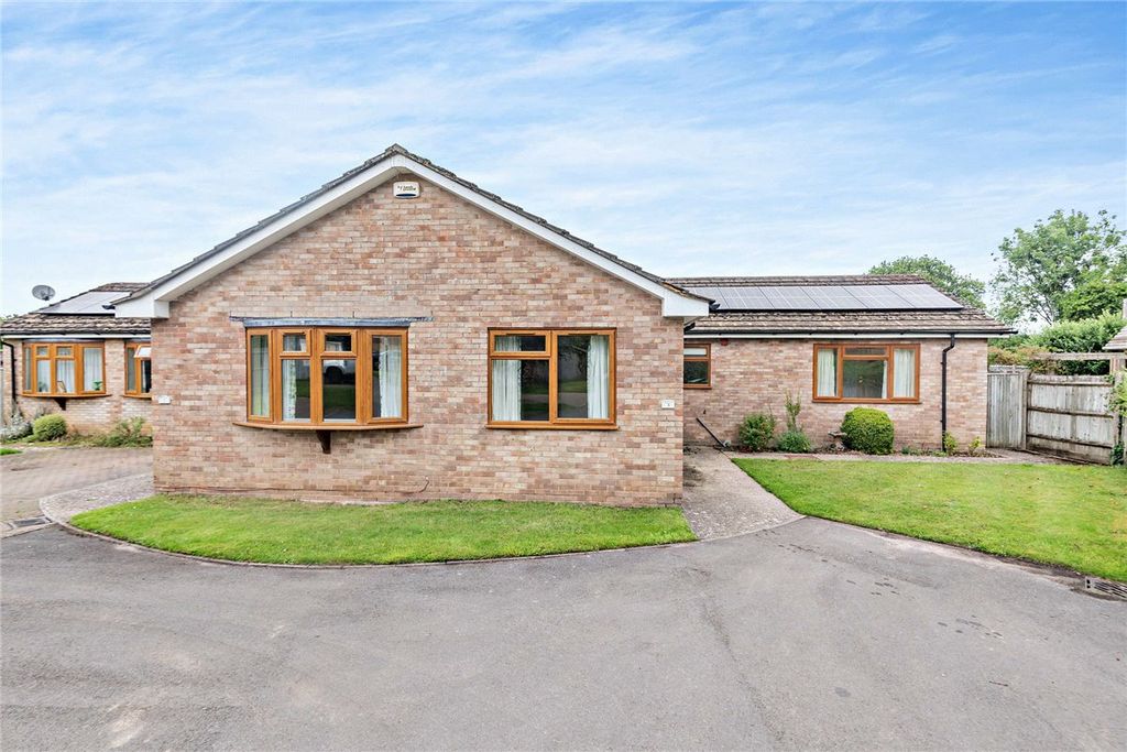 Property photo 1 of 9 Picture No. 28